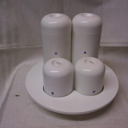 Guzzini jaren 1980 set voor olie/azijn/peper/zout op tray