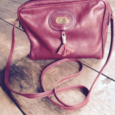 Assima tas seventies crossbody donkerrood classy kalfsleder