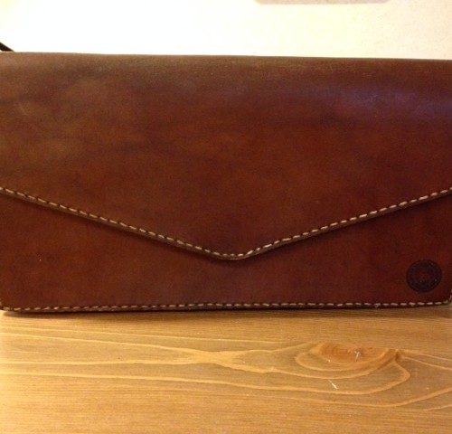Stoere bruin lederen clutch