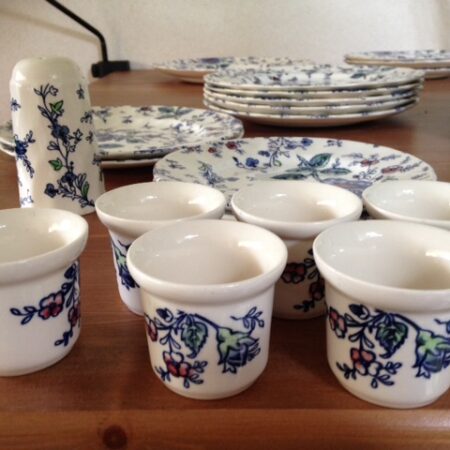 6 eierdoppen van Johnson Brothers Rose Chintz Blue