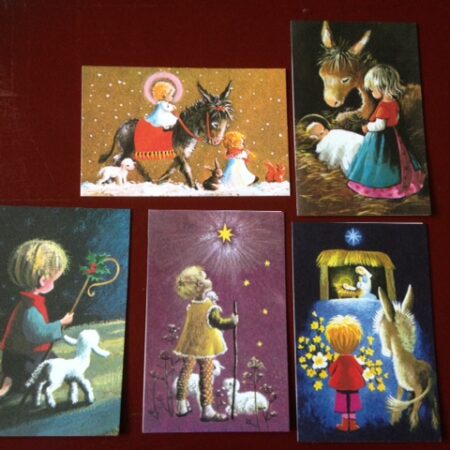 Set van 10 stuks oude, onbeschreven kerstkaartjes met 5 verschillende voorstellingen