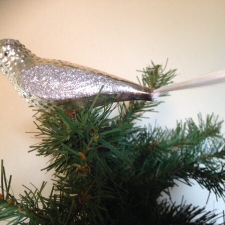 Oude flinke zilveren kerstvogel van dun glas 3e kwart 1900