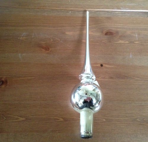 Oude klassieke, gladde piek van geblazen glas in zilver met 1 bal 2e helft 1900