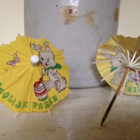 set van 2 schattige brocante Pasen papieren parasol prikkers