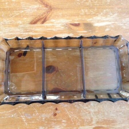 Retro 3 vaks tray van rookglas in art-deco stijl uit de fifty's