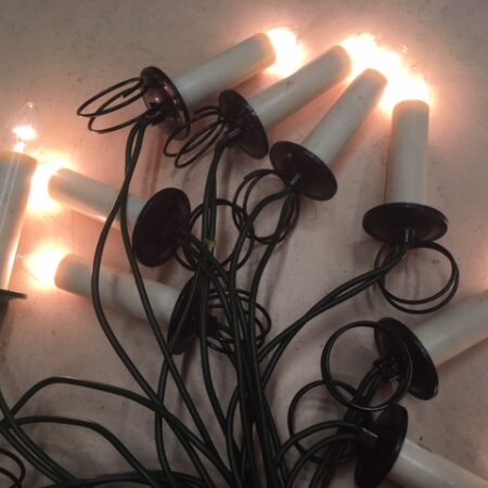 Bijzonder Philips snoer met 16 lampjes op metalen klemmen of veren
