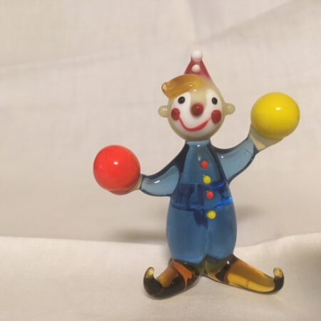 Murano beeldje van een clown of pipo met 2 ballen