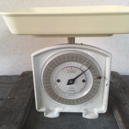 Vintage retro huishoud weegschaal van Delta