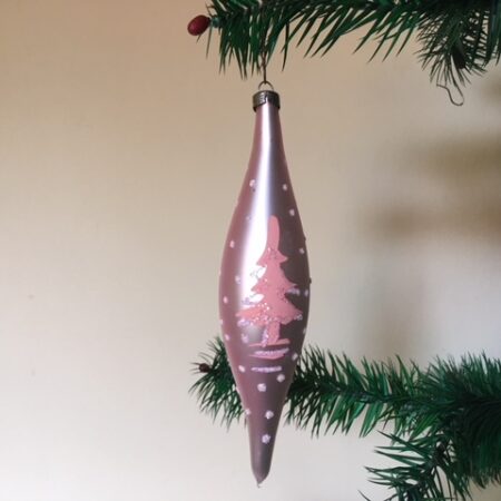 Oude pegel kerstbal van dun geblazen glas in mat roze midden 1900
