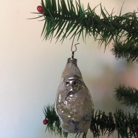 Antieke oude kerstman van dun geblazen glas in zilver midden 1900