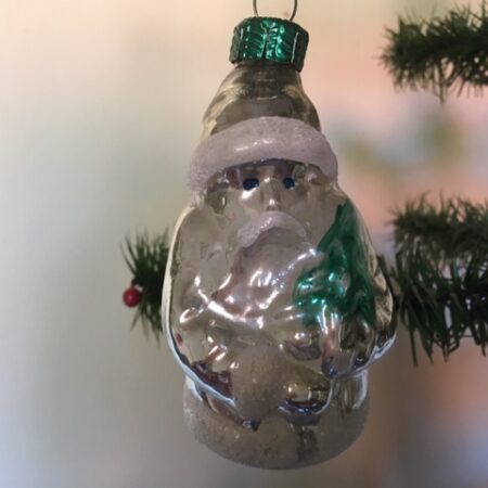 Oude, antieke grote kerstman van dun geblazen glas in zilver midden 1900