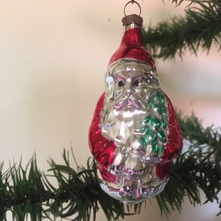 Oude antieke kerstman met rode jas van dun geblazen glas midden 1900