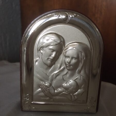 Mini voorstelling van Jezus, Maria en Jozef in zilver en mahoniekleur