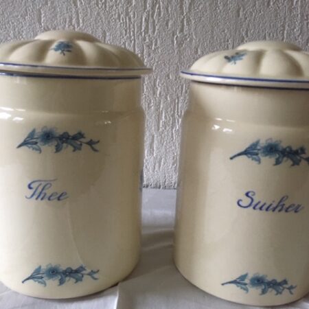 2 voorraadpotten suiker en thee met blauw bloempje Plazuid Gouda