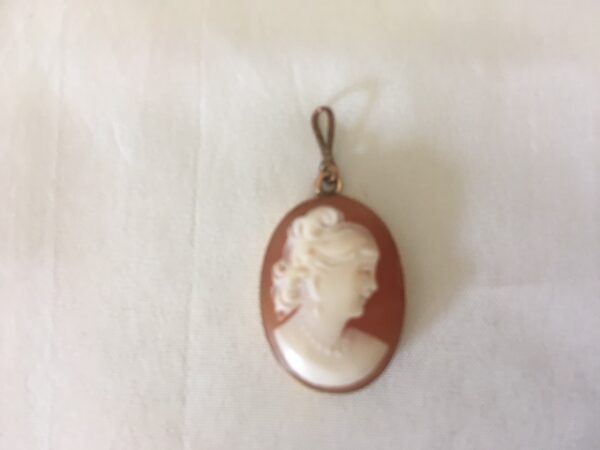 Vintage hanger met schelp camee in 14 kt. geelgouden omranding - Afbeelding 7