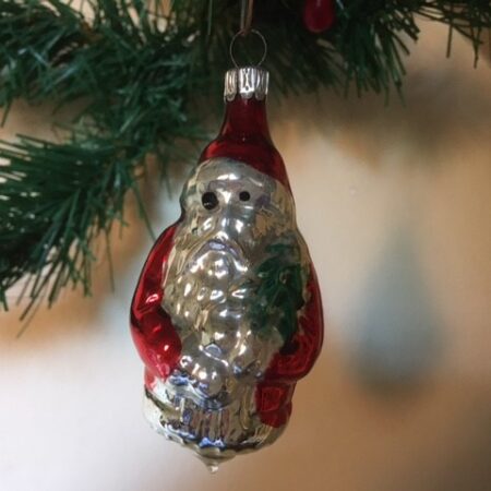 Oude antieke kerstman van dun geblazen glas met rode jas 3e kwart 1900