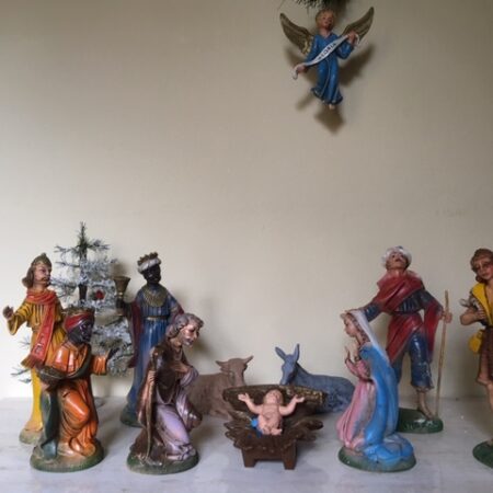 Oude 11 delige kerstgroep met grote figuren van early plastics Italy jaren 1960