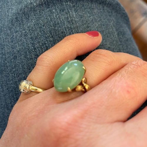 Vintage 14 karaat geelgouden handgemaakte damesring met jadeiet type A