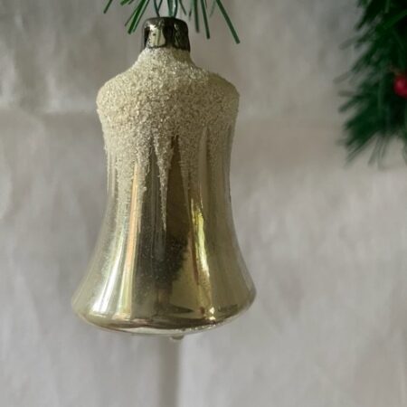 Antieke oude kerstklok met klepel van dun geblazen glas in zilver 1e kwart 1900