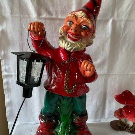 Giga grote gnoom of Kerst kabouter met lamp van Heissner 2e helft 1900