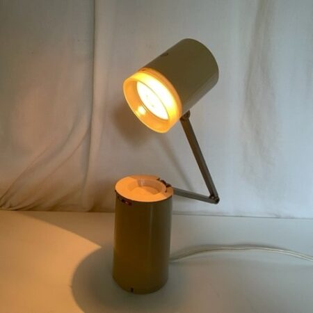 Telescoop lamp van All zweck leuchte model Paradiso voor Esso