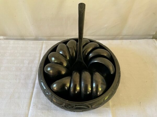 Antieke 14 delige Chinese of Japanse zwart lak set met lotus bloem versiering 1920 - Afbeelding 2