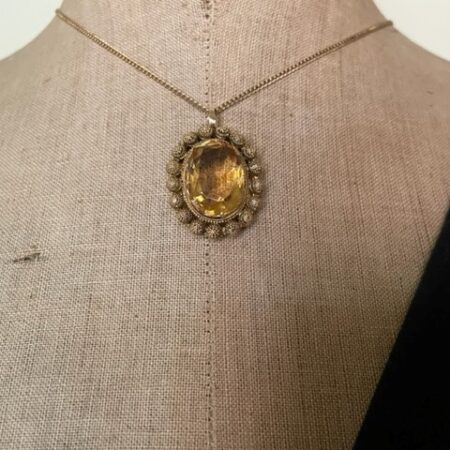 Antieke 14 kt. geelgouden hanger met natuurlijke grote facetgeslepen citrien