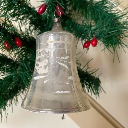 Grote antieke, oude kerstklok van dun geblazen glas in mooi gepatineerd zilver 1e kwart 1900