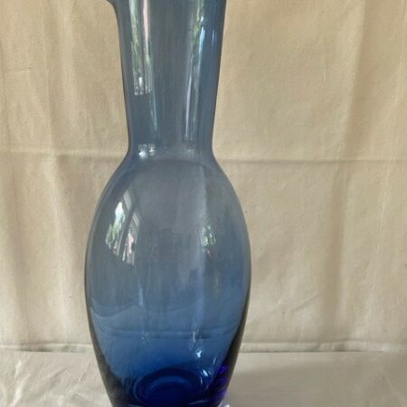 Hemelsblauwe, Scandinavische mid century vaas of kan