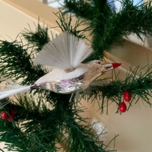 Oude antieke vliegende Kerst vogel van dun geblazen glas in zilver midden 1900