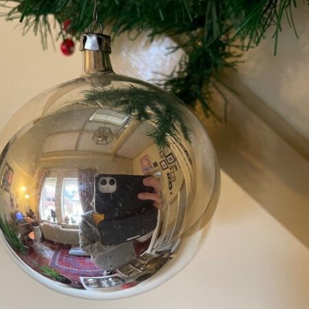 Antieke oude giga grote kerstbal van dun geblazen glas in zilver 1e helft 1900
