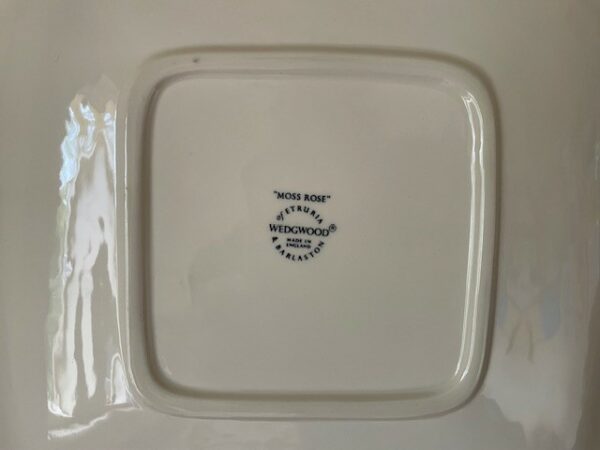 Wedgwood decor Moss Rose vierkante cremekleurige aardewerk koekschaal - Afbeelding 4