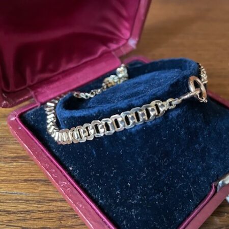 Antieke 14 karaat gouden armband met veerring