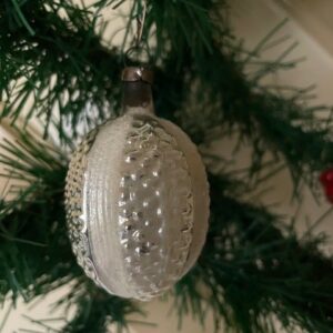Antieke oude kerstbal een gebande braam van dun geblazen glas in zilver 1e helft 1900 - Afbeelding 2