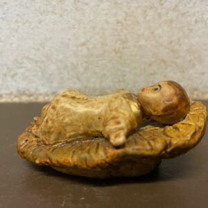 Beeldschone baby Jezus in kribbe van masse of composiet 1e kwart 1900 - Afbeelding 4