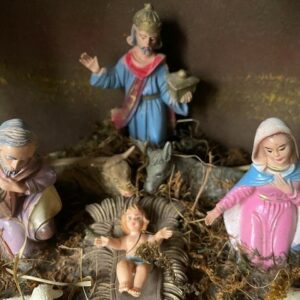 Oude antieke Kerststal met 11 delige nativity set van early plastics in originele doos - Image 9