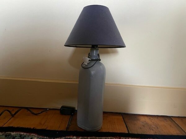 Kruiklamp in grijsblauw met lavendel blauwe kap - Afbeelding 5