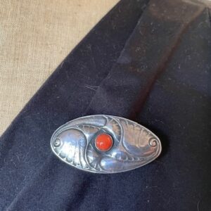 Art-deco zilveren broche met bloedkoraal van Fons Reggers 1925-1934 - Afbeelding 4