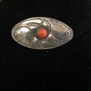 Art-deco zilveren broche met bloedkoraal van Fons Reggers 1925-1934