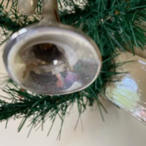 Antieke oude kerstbal een trompet van dun geblazen glas in groen, oranje en rood 1e kwart 1900 - Afbeelding 3