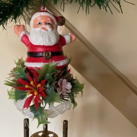Oude antieke retro windgong of windchimes van early plastics 1950-1960