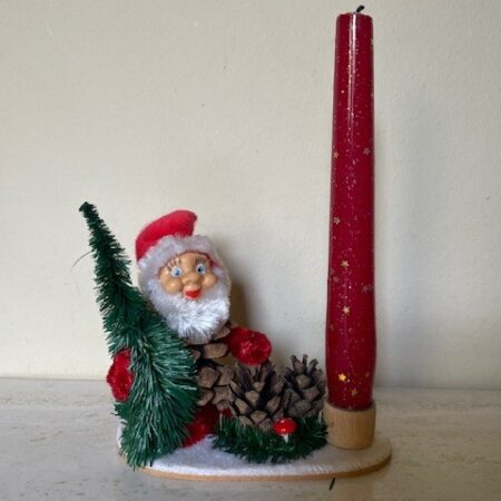 Antieke kaarsenhouder met Kerst kabouter, pixy of gnoom jaren 1950