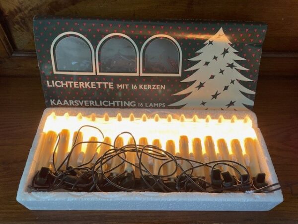 Doos met lichterkette of 16 kerstlampjes op klemmen - Afbeelding 2