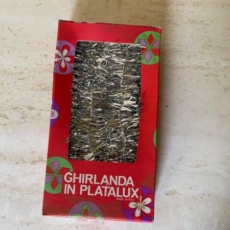 Doos garland of kerstslinger in de originele bloemen seventies doos