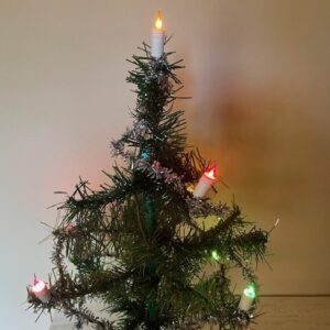 Oude retro kerstboom van plastic met kleur verlichting - Afbeelding 3