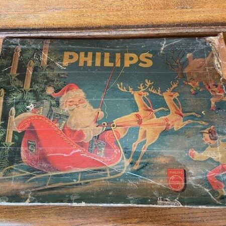 Antieke doos met Philips kerstverlichting op ronde metalen veren 1930-1940