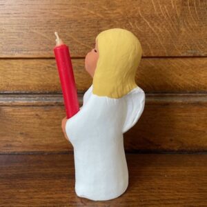 Kerstengel met rood kaarsje en wit jurkje van aardewerk in biscuit - Afbeelding 4