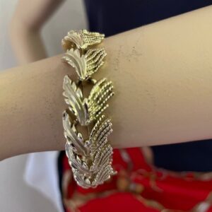 Cocktail armband van Judy Lee met blad en koordvormen 1960