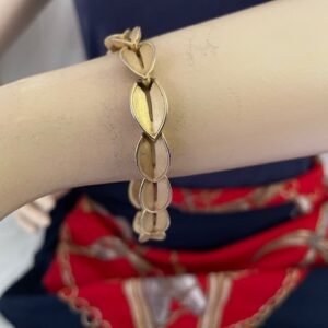 Elegante goud kleurige Trifari schakel armband van bladeren 1950-1960 - Afbeelding 8