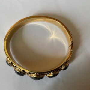 14kt. geelgouden stijve armband met emerald geslepen granaten - Afbeelding 7